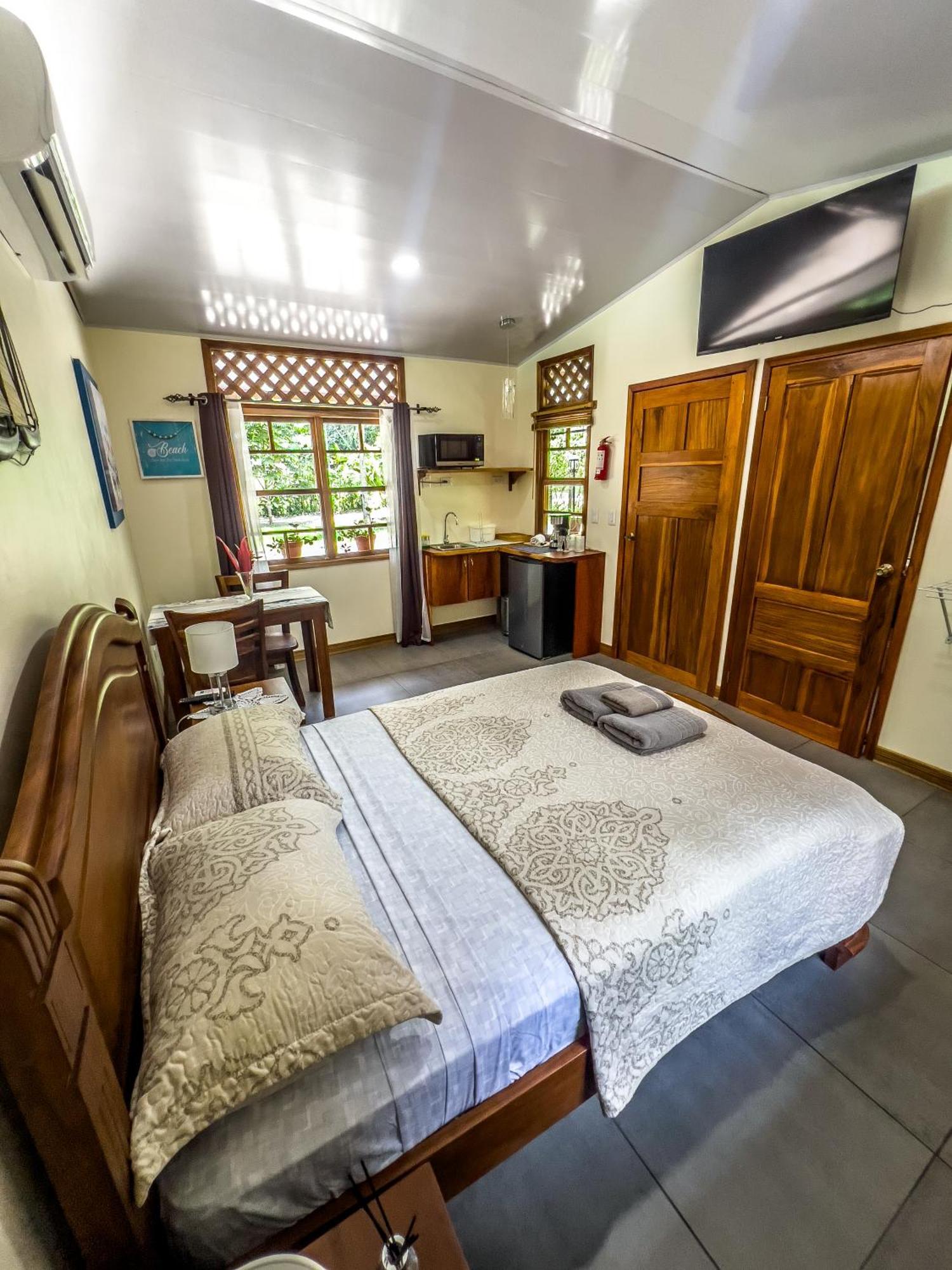 U Sule Villa Кахуита Екстериор снимка